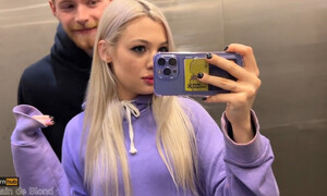 Потрусь о незнакомку в лифте — либо пошлёт, либо отсосёт ??